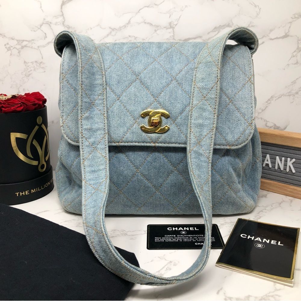 AUTHENTIC CHANEL VINTAGE blue Denim CC 24k gold plated turn lock shoulder bag